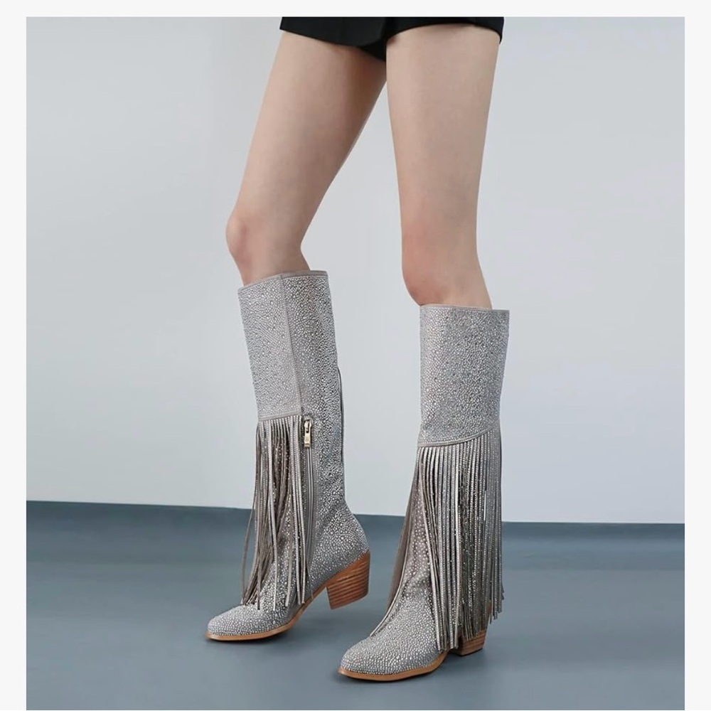 Taupe Western Boho Style Rhinestone Fringe Womens Boots NWOB 6M